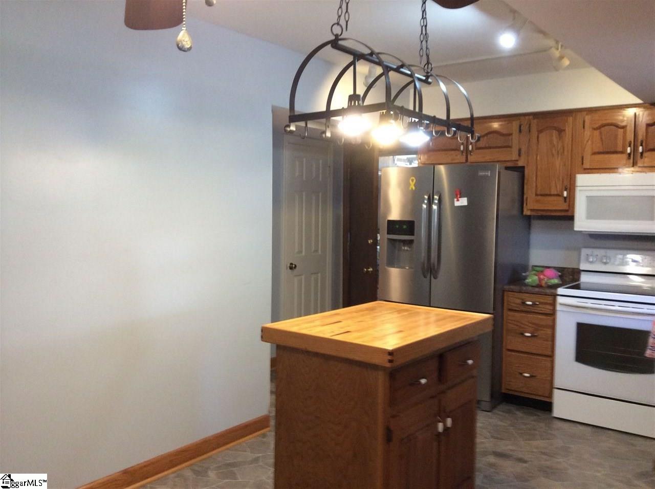 540 Old Pendleton Road Easley, SC 29642 - Photo 7 of 22 Gallery Image 7