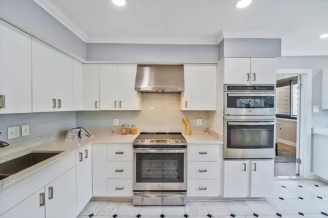 $1,495,000 | 4550 North Park Avenue, Unit 610, Chevy Chase, MD 20815