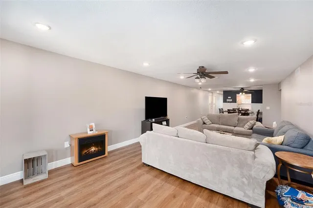 $395,000 | 90 South Highland Avenue, Unit 1201, Tarpon Springs, FL 34689