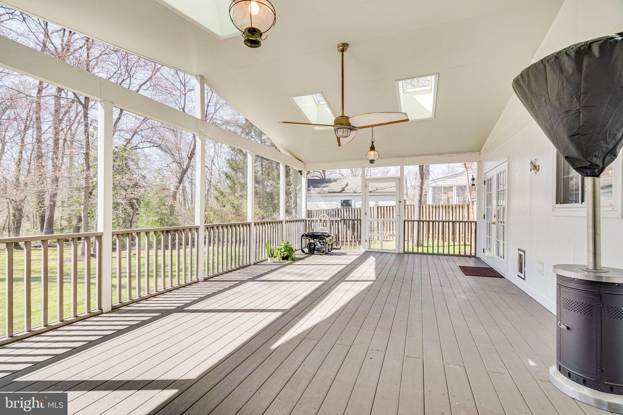 3076 Holmes Run Road Falls Church, VA 22042 - Photo 11 of 36 Gallery Image 11