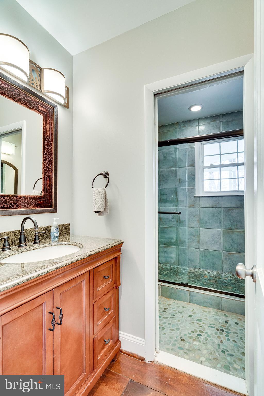 3076 Holmes Run Road Falls Church, VA 22042 - Photo 18 of 36 Gallery Image 18