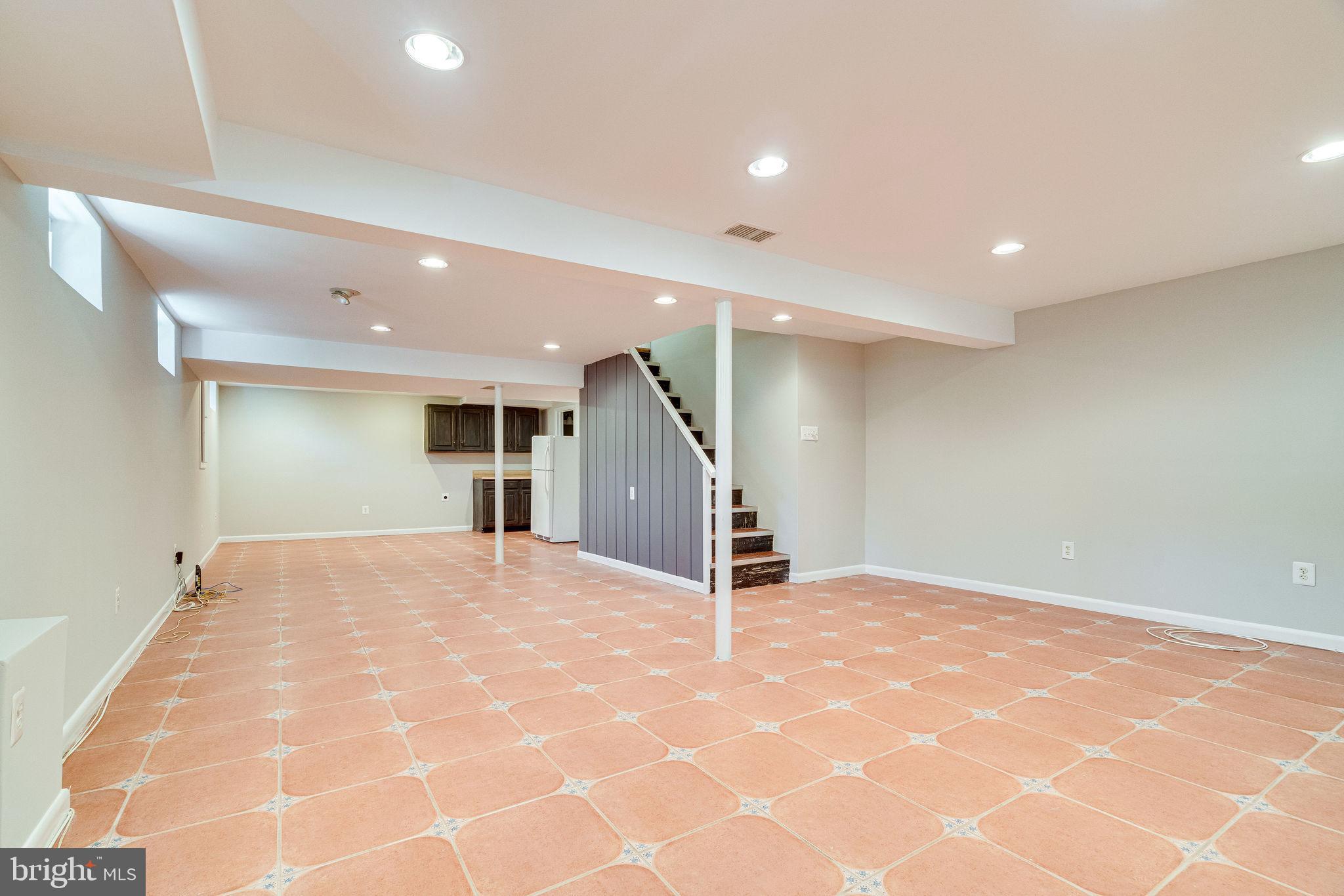 3076 Holmes Run Road Falls Church, VA 22042 - Photo 24 of 36 Gallery Image 24