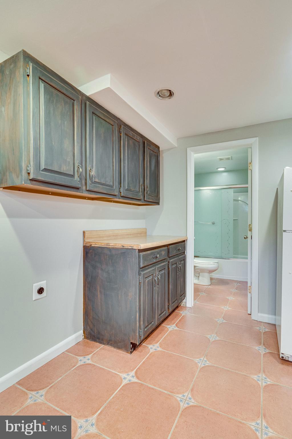 3076 Holmes Run Road Falls Church, VA 22042 - Photo 27 of 36 Gallery Image 27