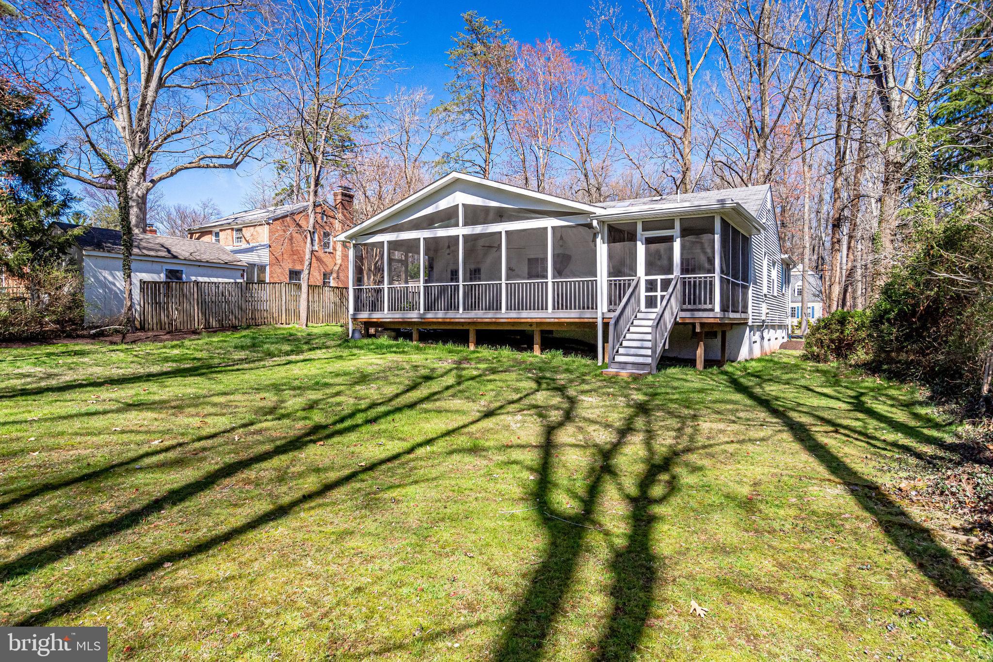 3076 Holmes Run Road Falls Church, VA 22042 - Photo 35 of 36 Gallery Image 35