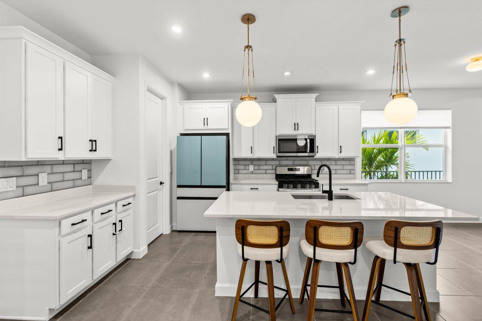 9165 Southwest Remy Ln Port Port St. Lucie, FL 34987 - Photo 5 of 37 08-rem in-27