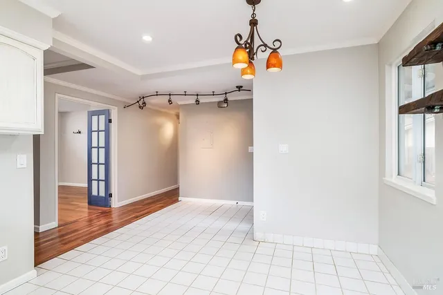 $869,000 | 817 Sutro Avenue, Novato, CA 94947