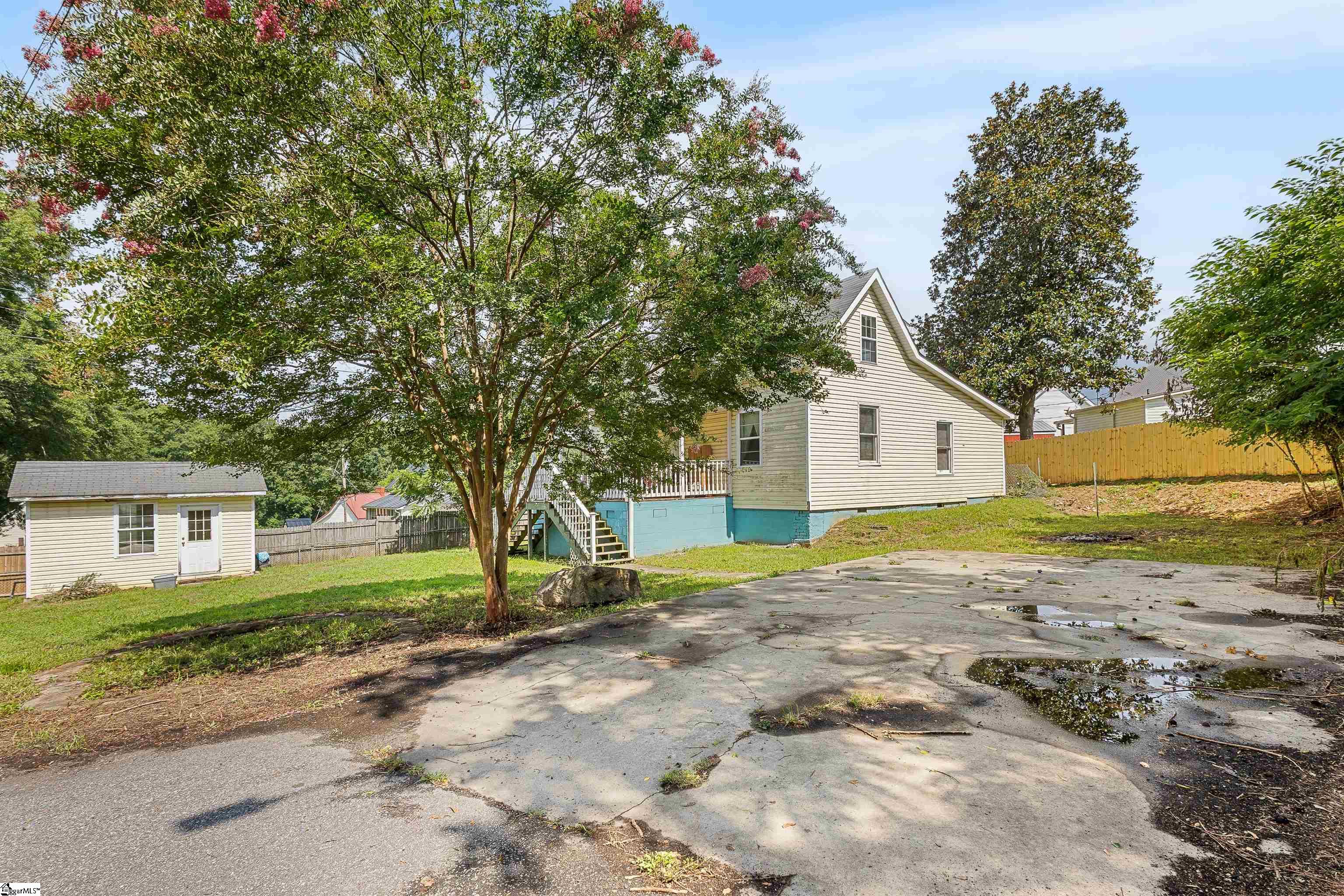 31 McCaughrin Street Pelzer, SC 29669 - Photo 2 of 21