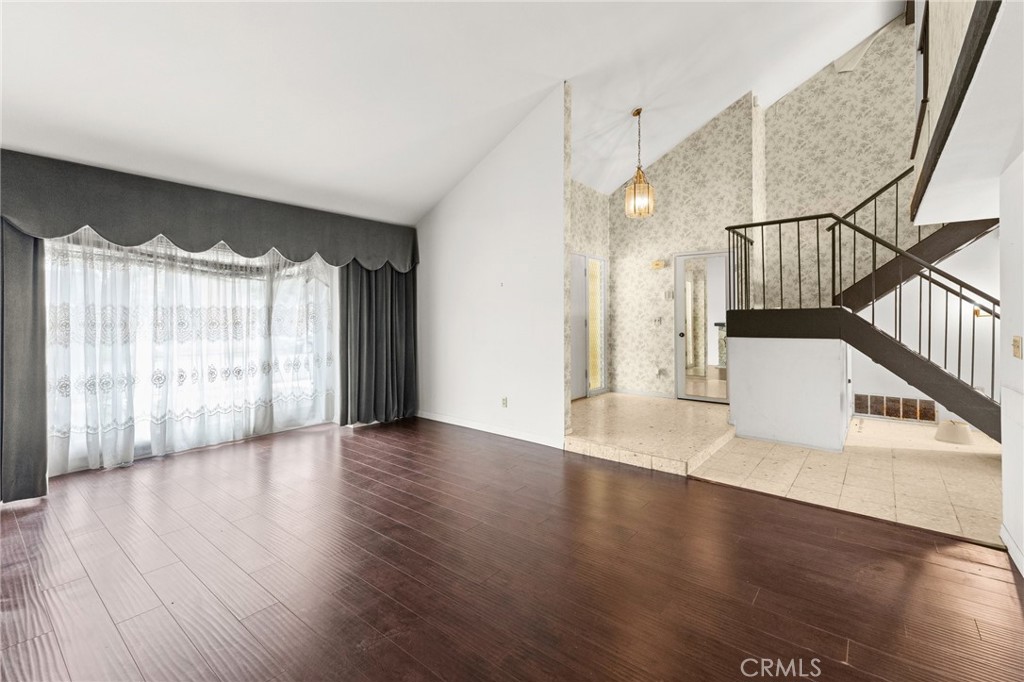 5407 Oxford Drive Cypress, CA 90630 - Photo 7 of 31