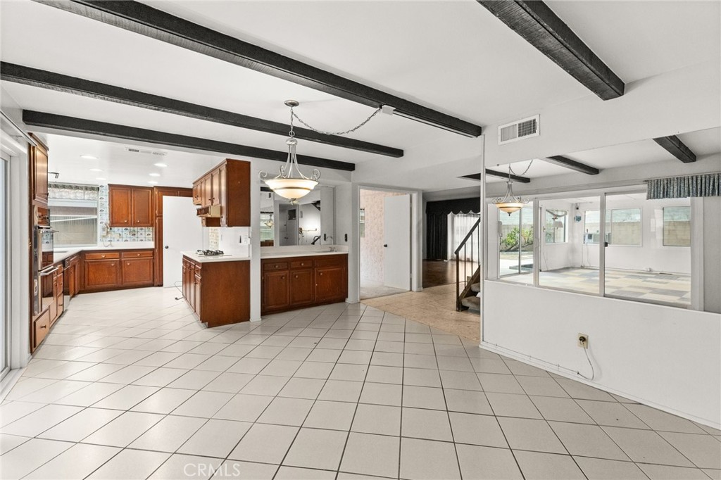 5407 Oxford Drive Cypress, CA 90630 - Photo 9 of 31