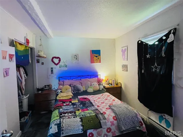 $310,000 | 404 East Massachusetts Street, Steeleville, IL 62288