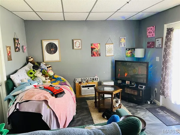 $310,000 | 404 East Massachusetts Street, Steeleville, IL 62288