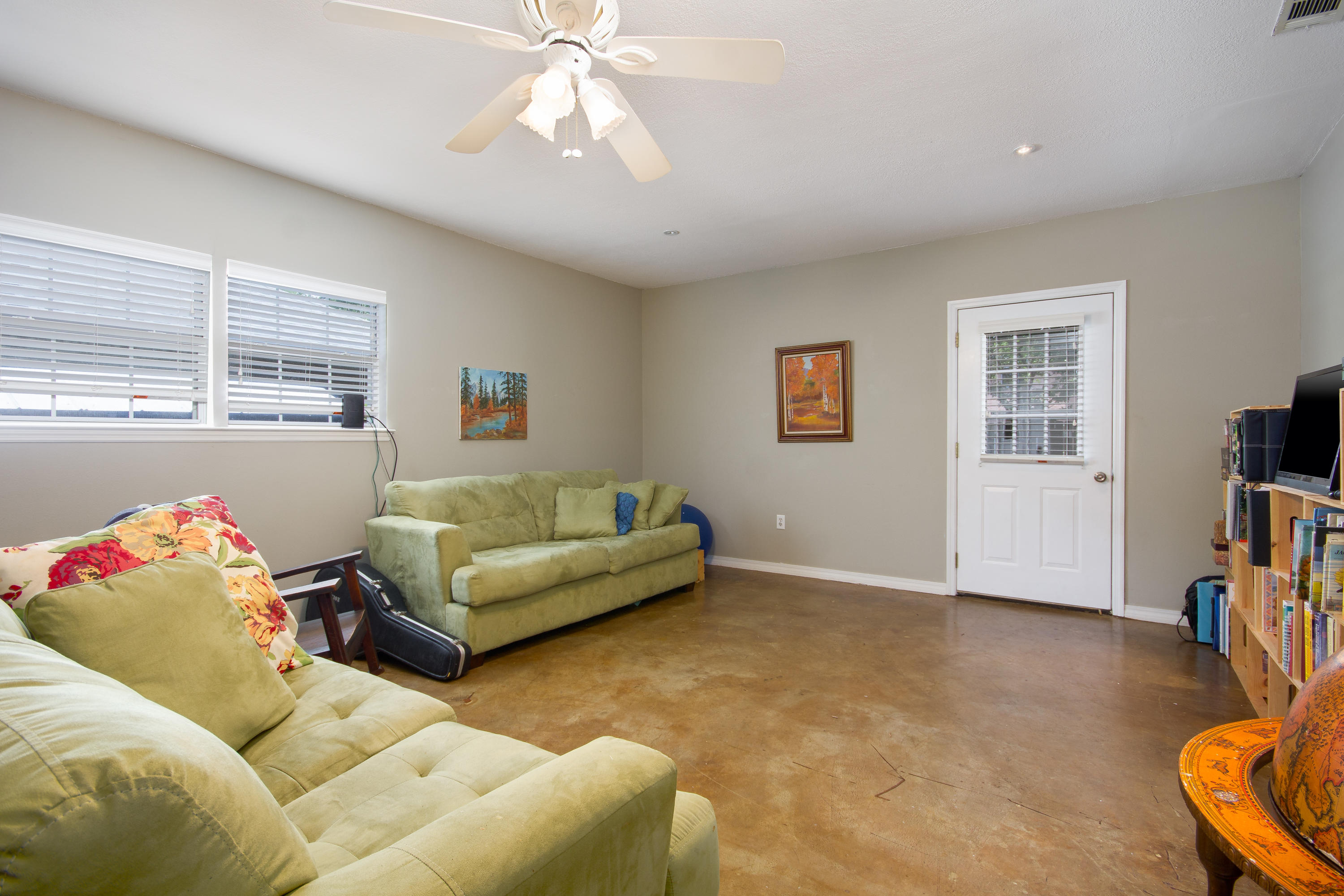 100 Eccles Road Fort Walton Beach, FL 32547 - Photo 23 of 24 Gallery Image 23