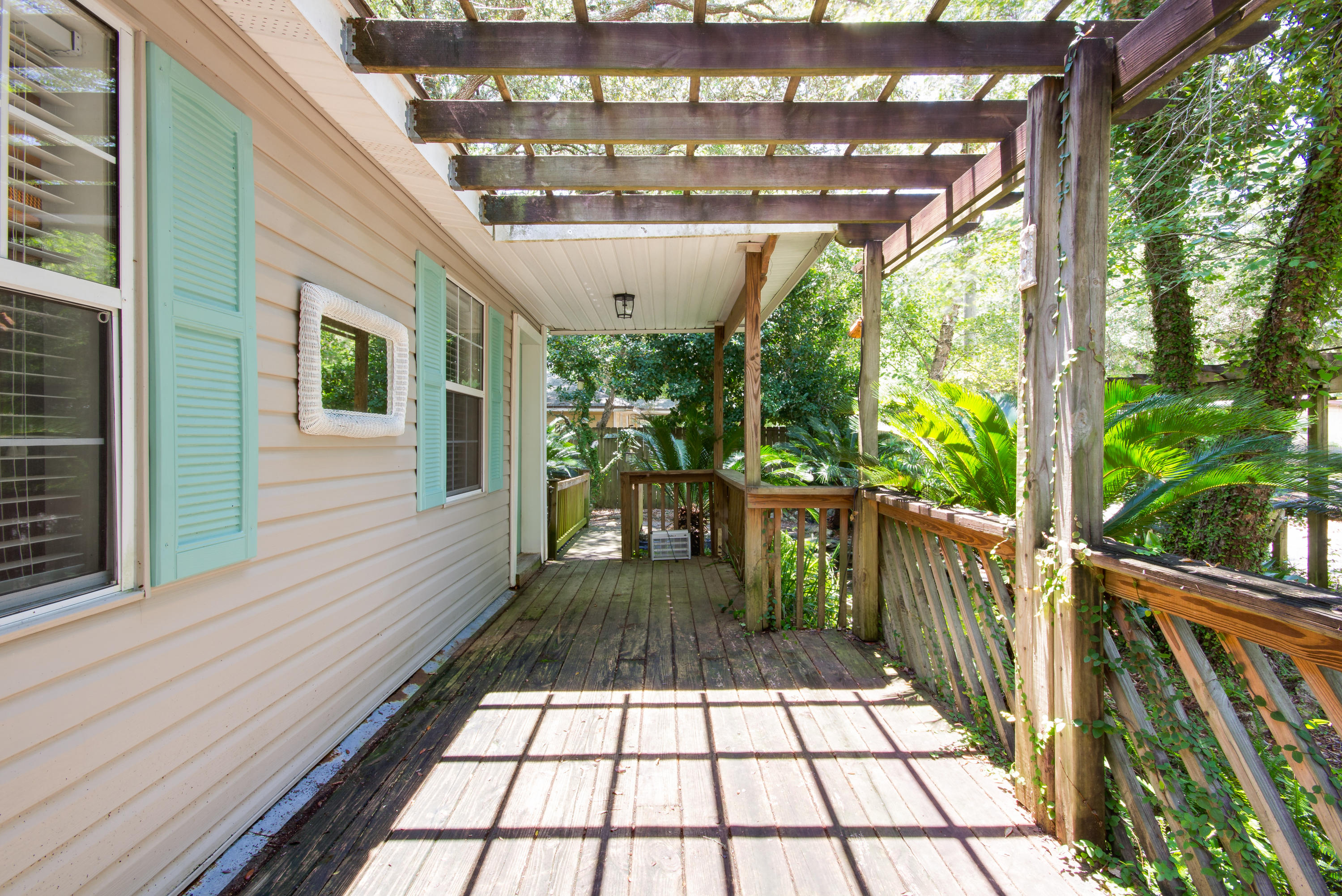 100 Eccles Road Fort Walton Beach, FL 32547 - Photo 4 of 24 Gallery Image 4