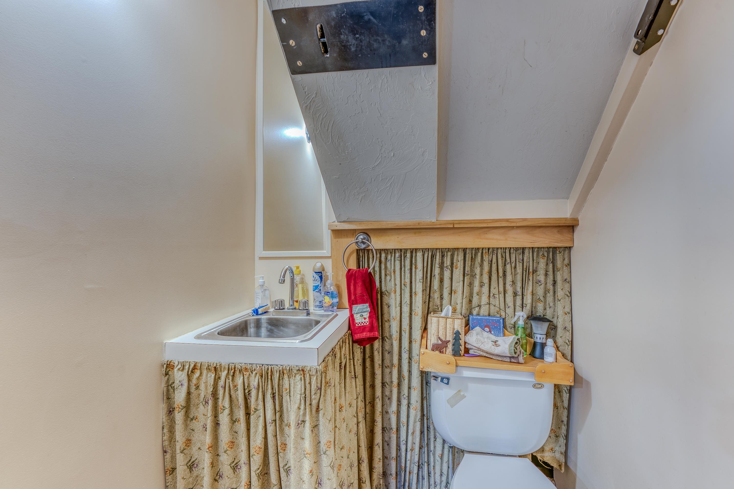 48 Wetherbee Road Lyman, NH 03585 - Photo 22 of 36