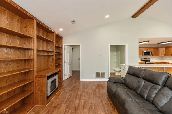 $219,900 | 5584 North Sandy Creek Drive, Unit 8, Seymour, IN 47274