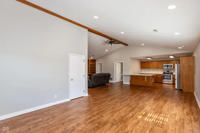 $224,900 | 5584 North Sandy Creek Drive, Unit 8, Seymour, IN 47274