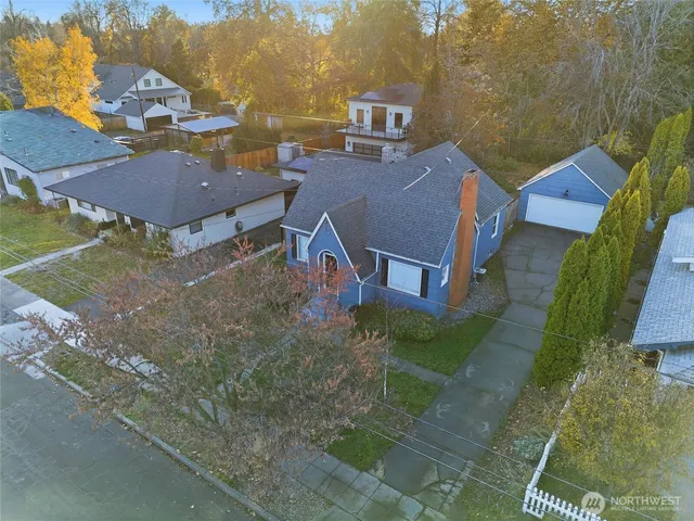an aerial view of multiple house