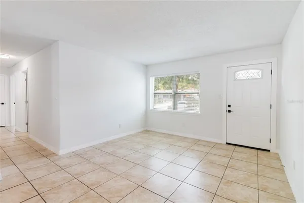 $2,450 | 5465 Lescot Lane, Orlando, FL 32811