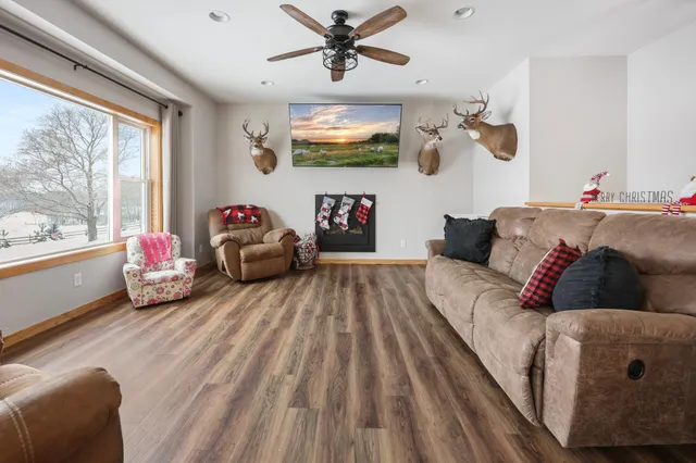 $595,000 | 25193 335th Avenue, Long Prairie, MN 56347