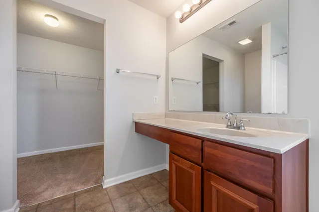 $240,000 | 822 Westpointe Drive, Shelbyville, IN 46176