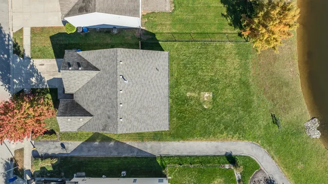 $240,000 | 822 Westpointe Drive, Shelbyville, IN 46176