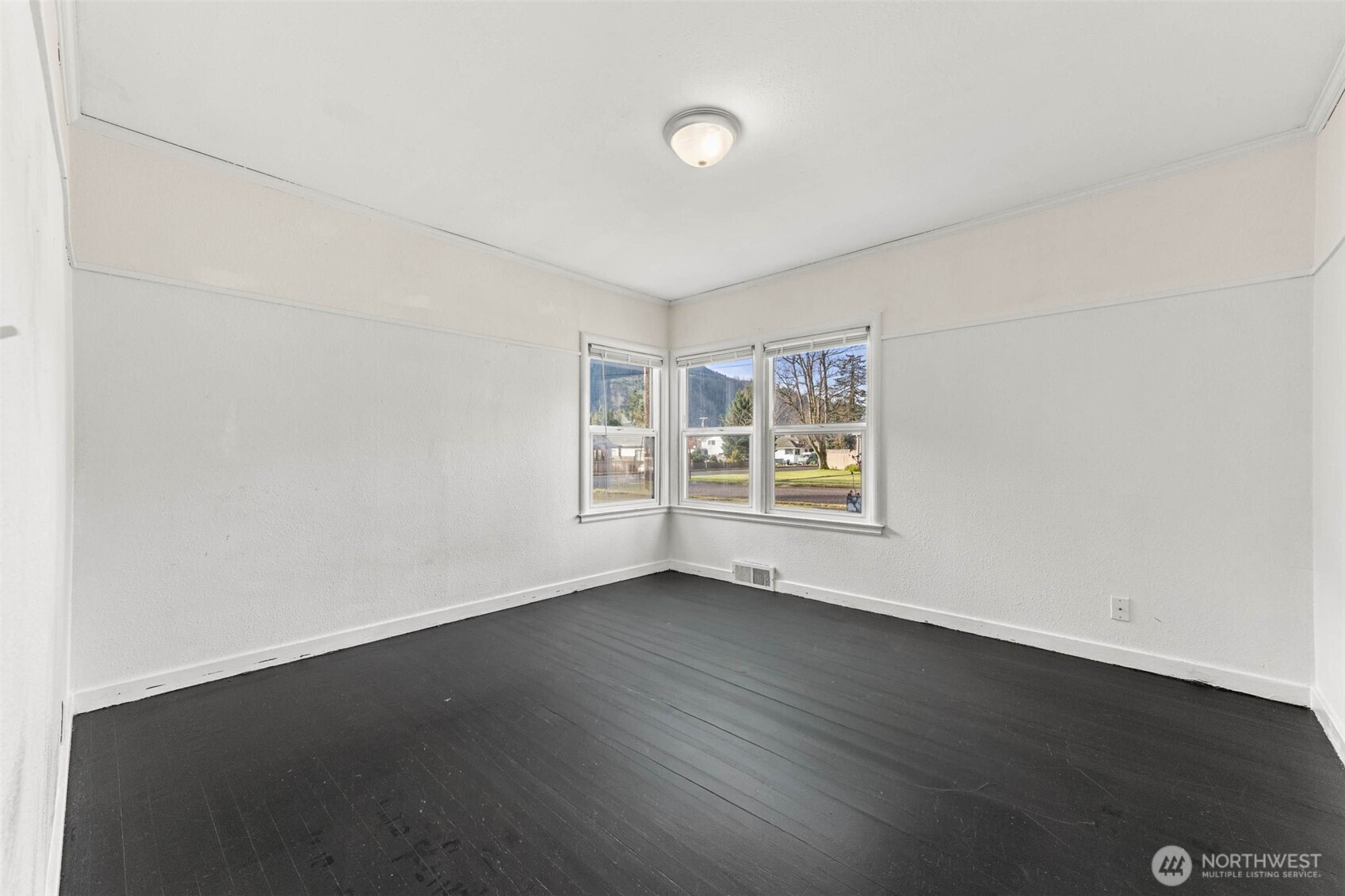 189 4th Street Morton, WA 98356 - Photo 9 of 40