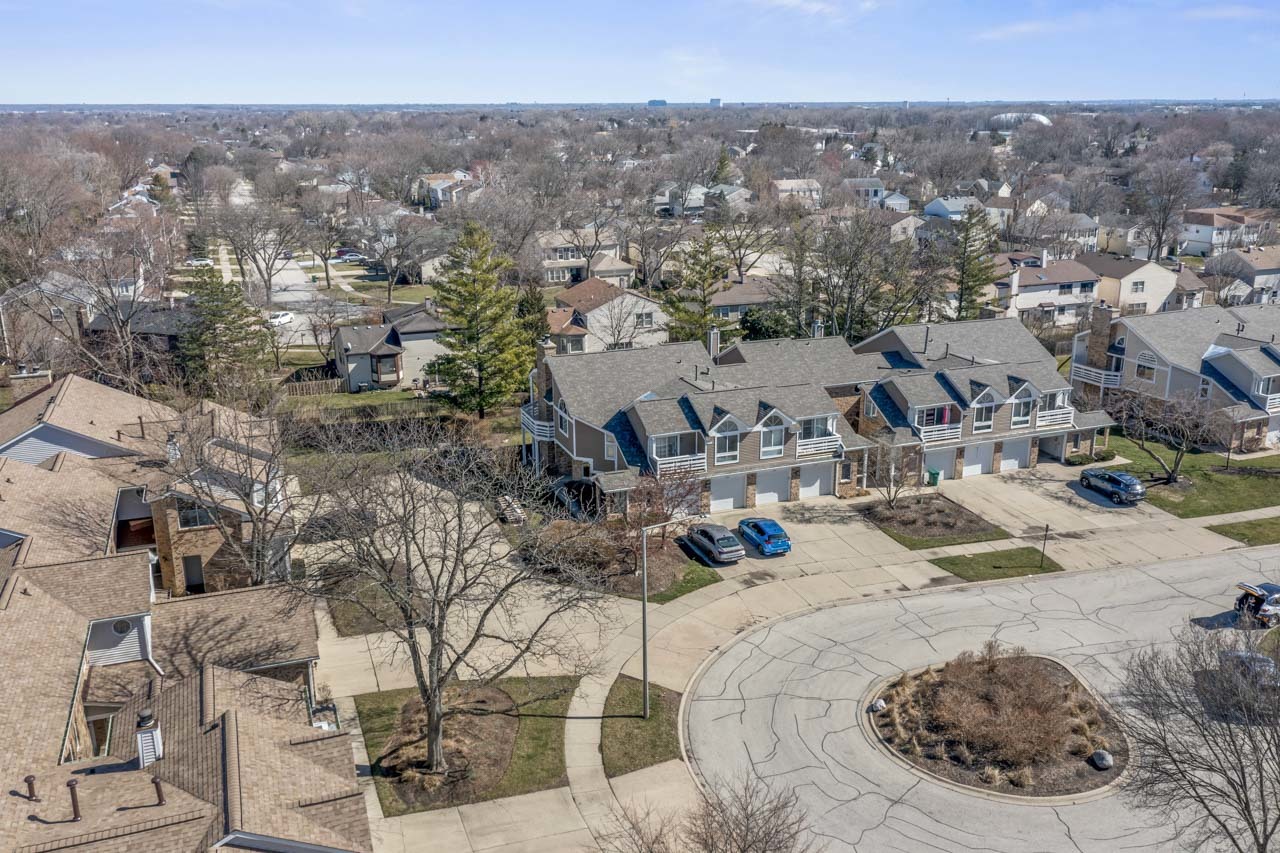 1265 Ranchview Court Buffalo Grove, IL 60089 - Photo 23 of 24 a view of a city