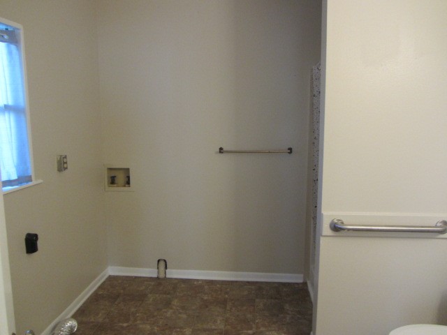 3002 Montgomery Road Huntsville, TX 77340 - Photo 18 of 27 utility room