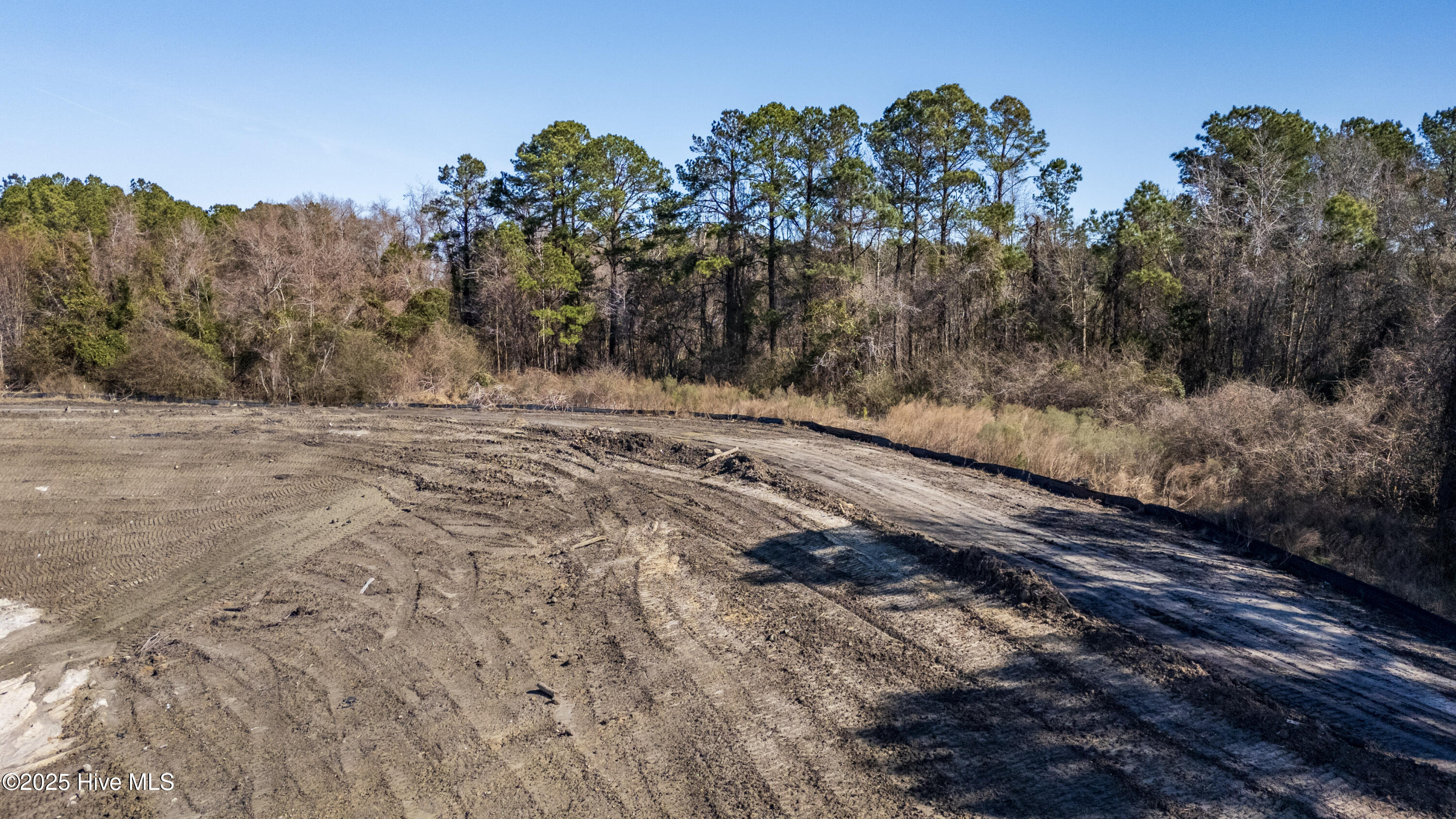 400 Gray Road Havelock, NC 28532 - Photo 8 of 12 35