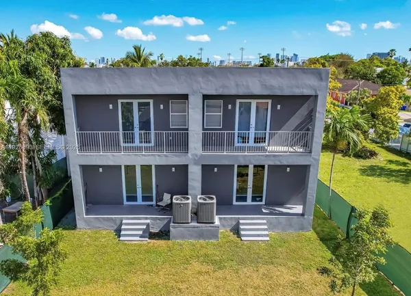 $1,350,000 | 1968 Northwest 25th Avenue, Miami, FL 33125