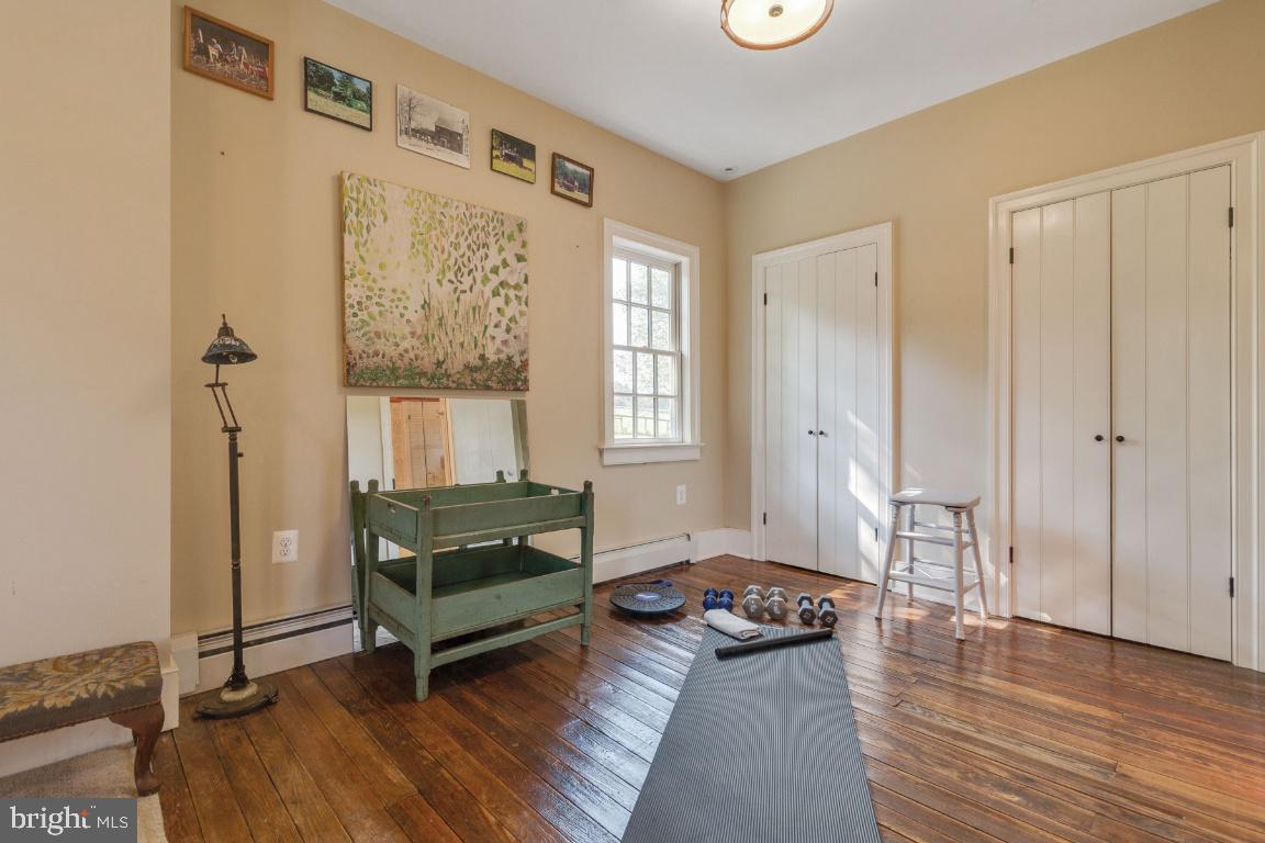 16191 Hamilton Station Road Waterford, VA 20197 - Photo 40 of 94 Sitting area off primary bedroom