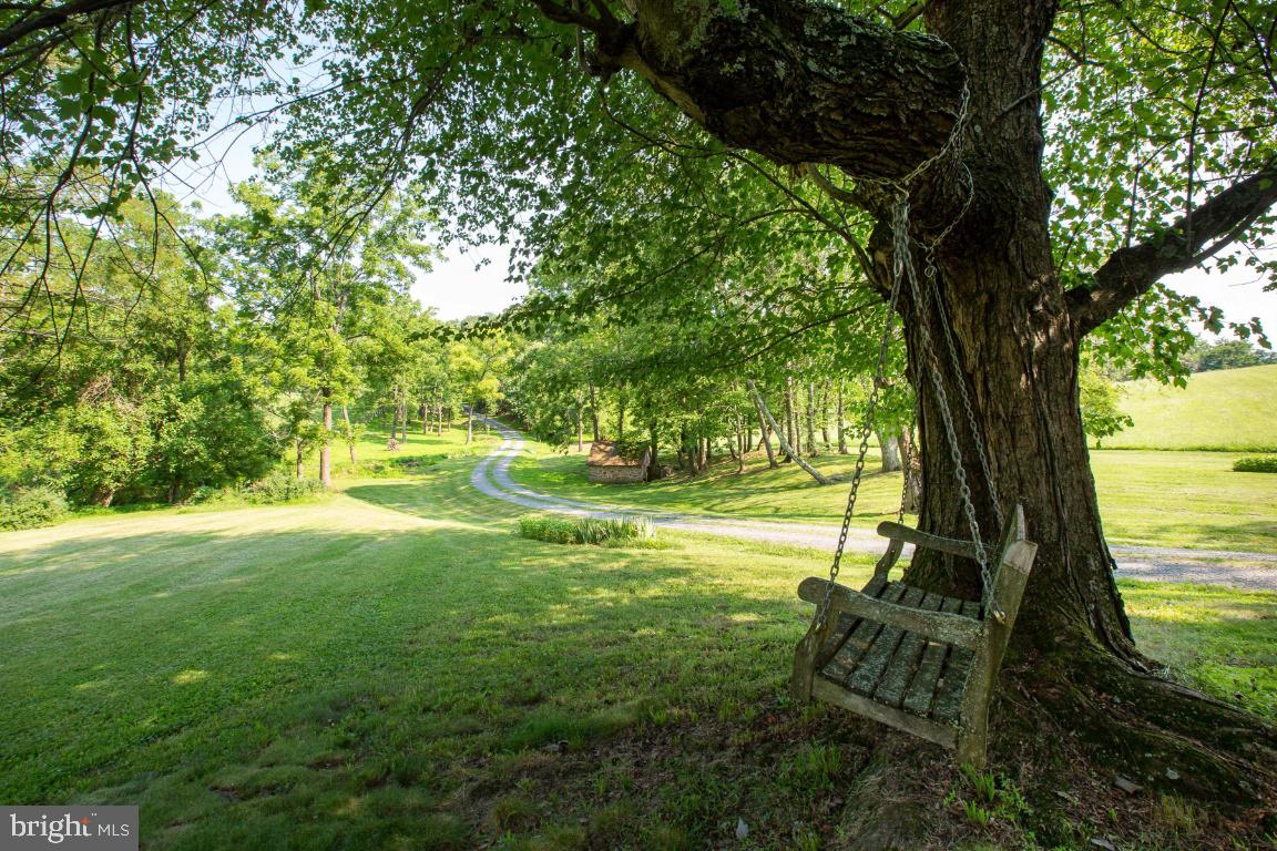 16191 Hamilton Station Road Waterford, VA 20197 - Photo 7 of 94 Gallery Image 7