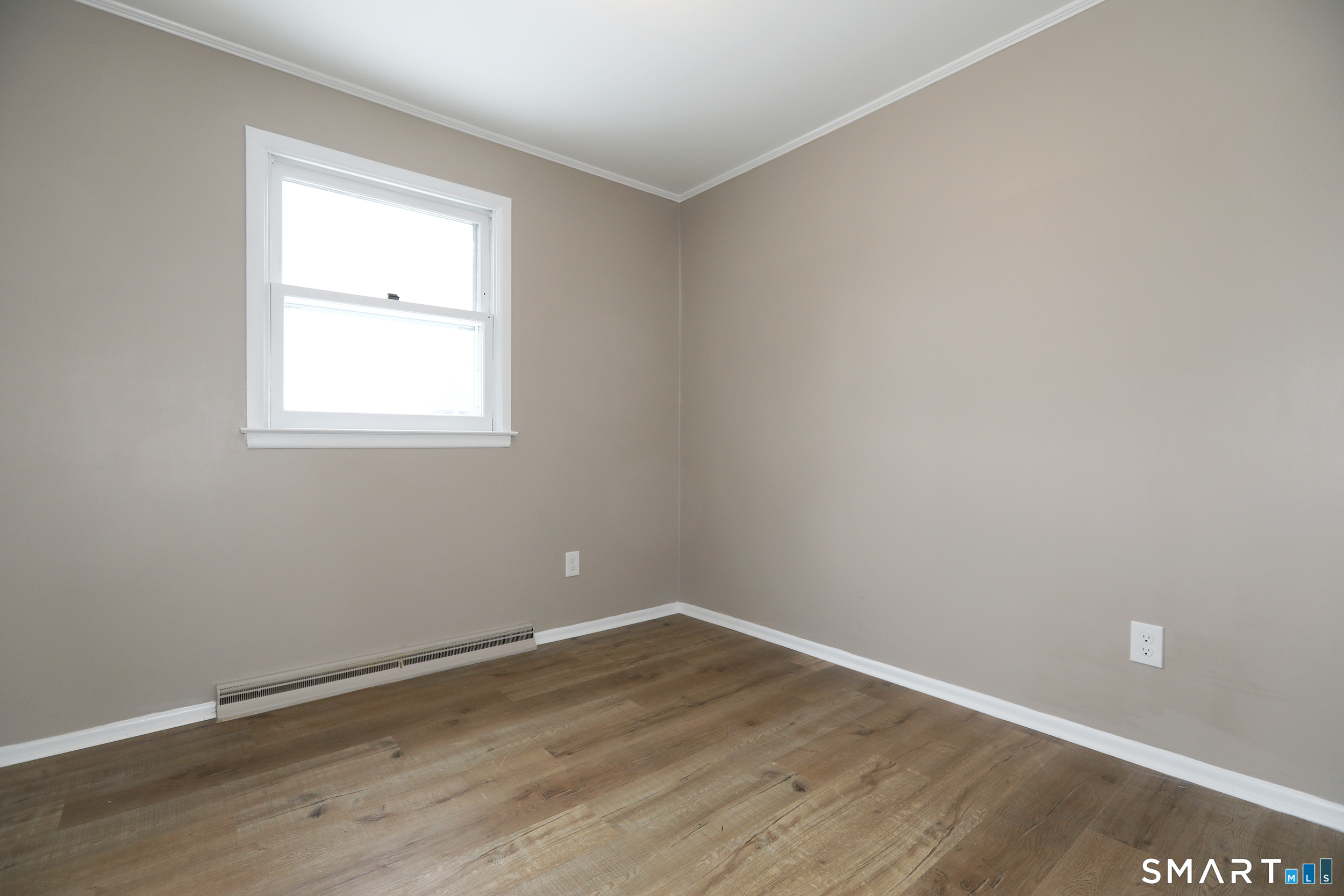 202 Reed Avenue Windsor Locks, CT 06096 - Photo 8 of 13