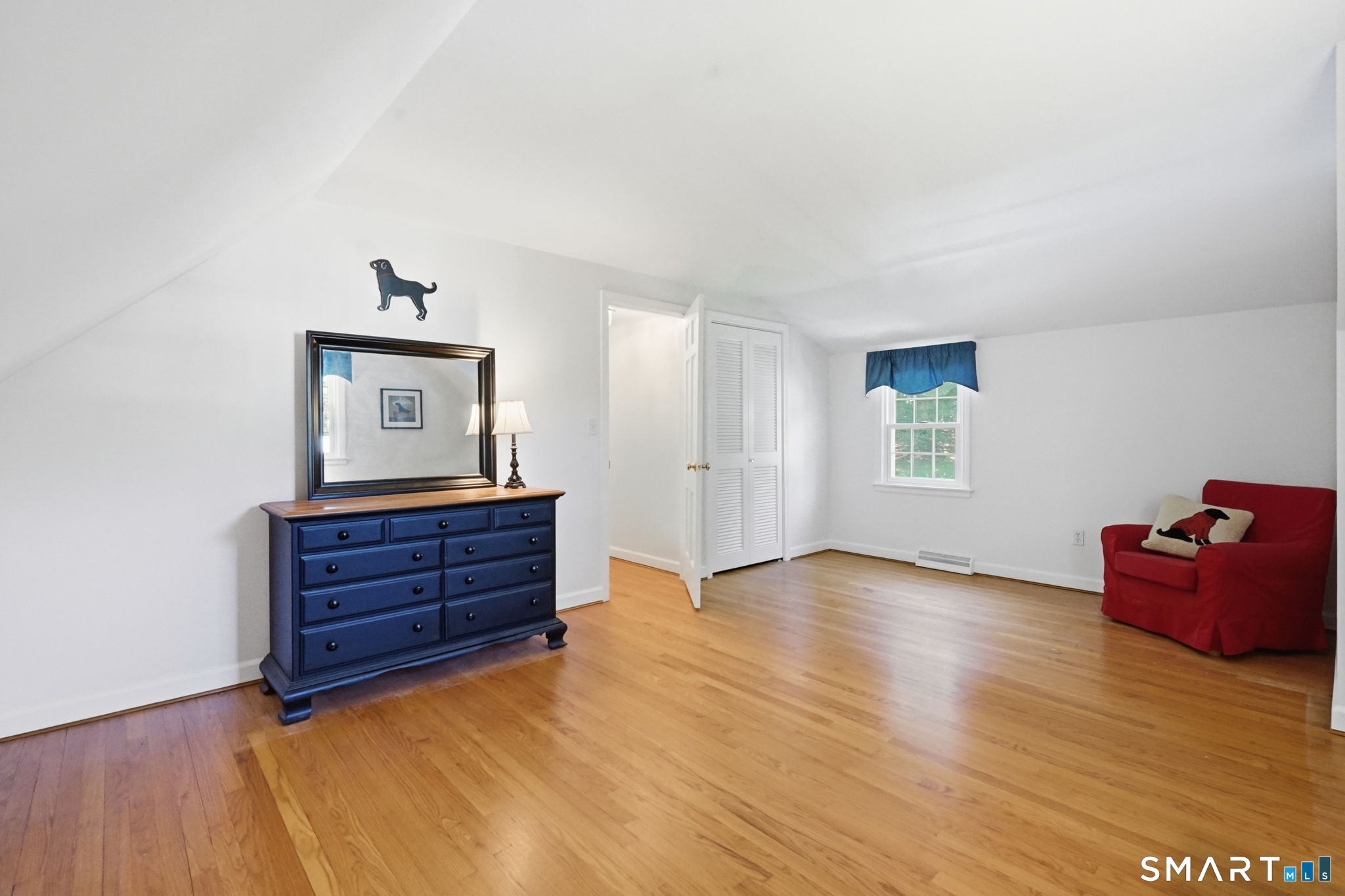 22 Chestnut Hill Road Simsbury, CT 06092 - Photo 29 of 39 Gallery Image 29