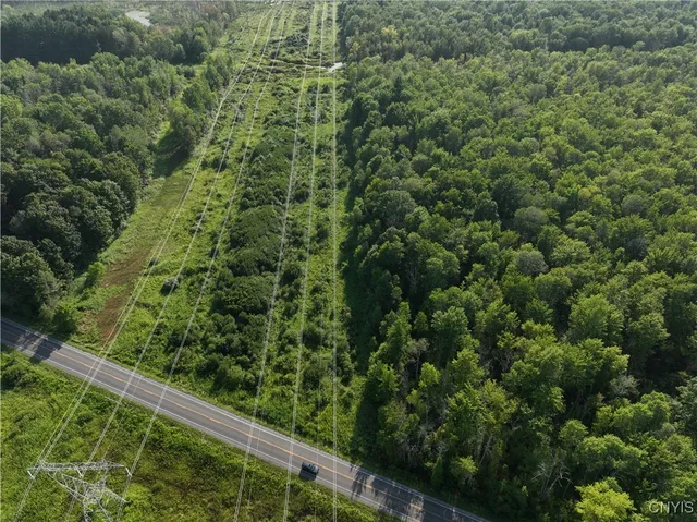 $90,000 | 8643 Smokey Hollow Road, Lysander, NY 13027