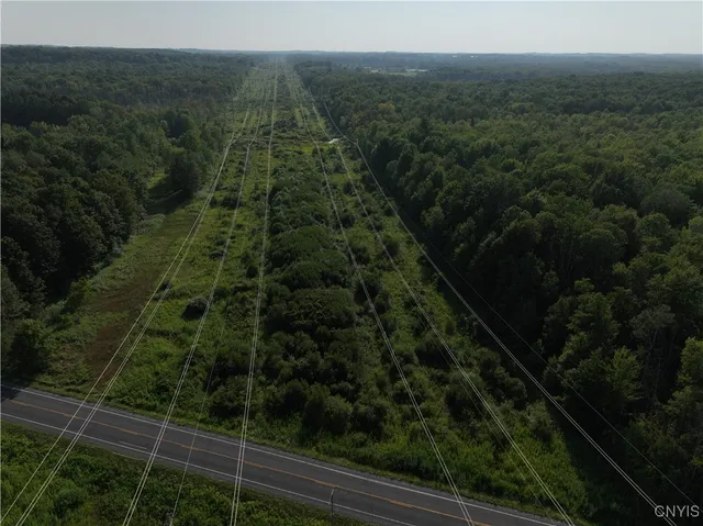 $90,000 | 8643 Smokey Hollow Road, Lysander, NY 13027