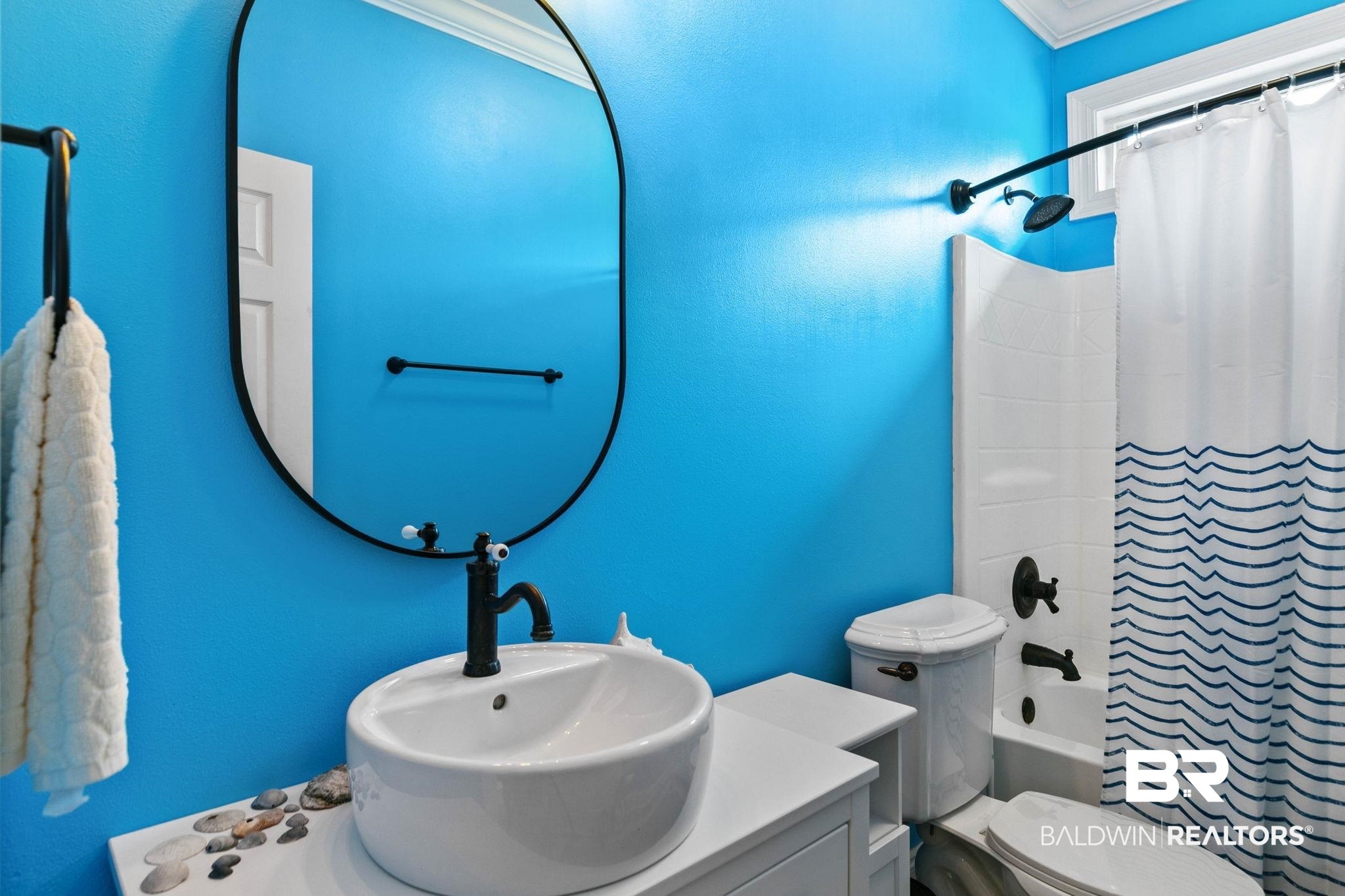 3668 Claridge Road North Mobile, AL 36608 - Photo 66 of 100 Bathroom featuring shower / tub combo and vanity
