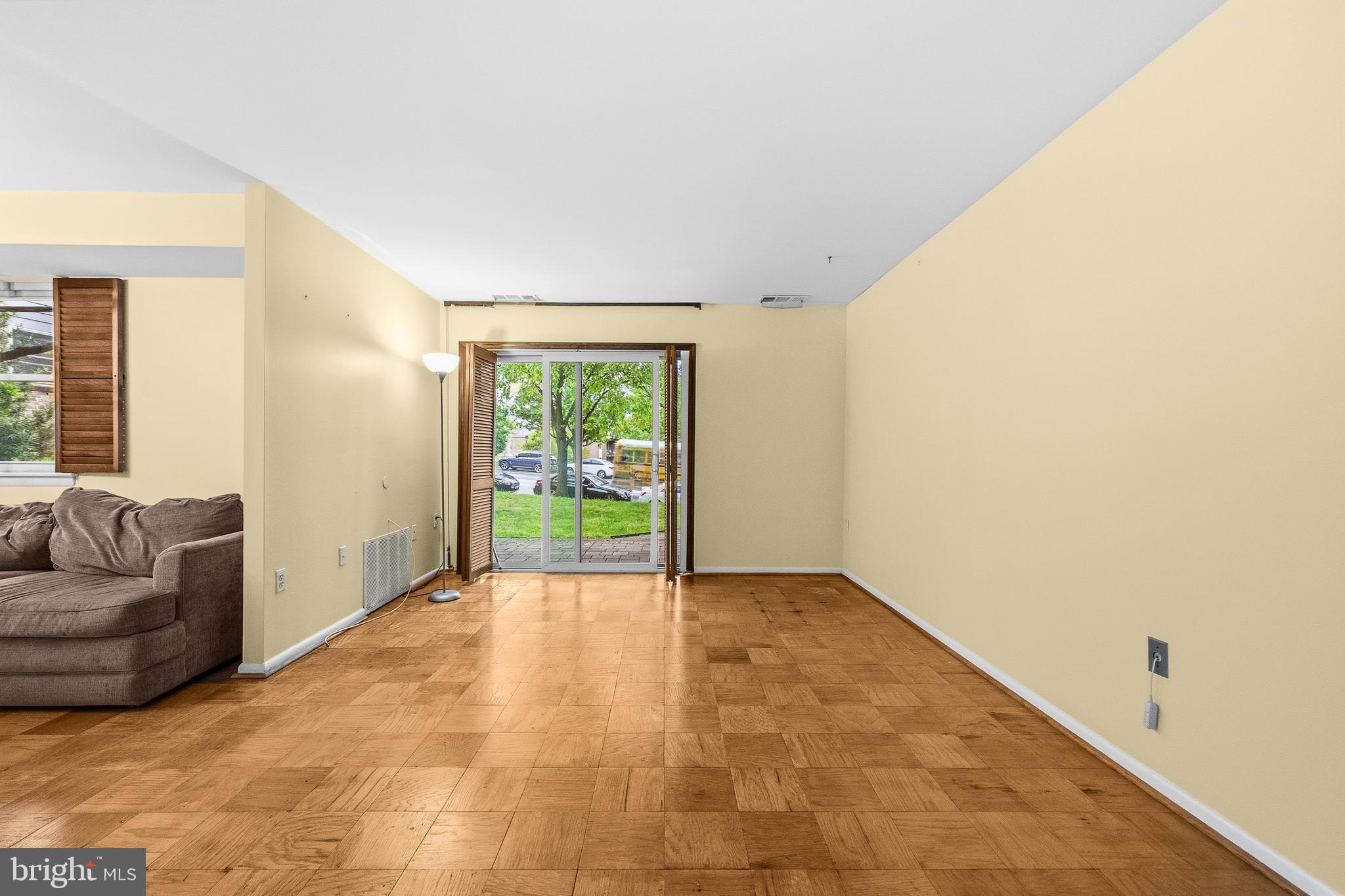 2305 Greenery Lane, Unit T23 Silver Spring, MD 20906 - Photo 6 of 40