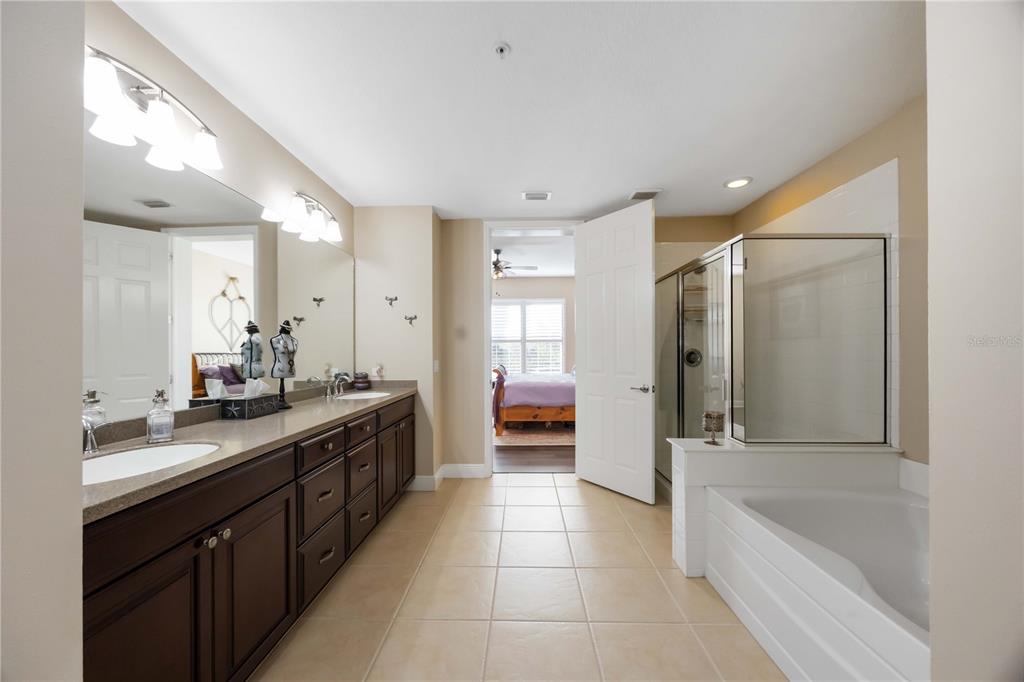 23619 Awabuki Drive, Unit 426 Venice, FL 34293 - Photo 26 of 84