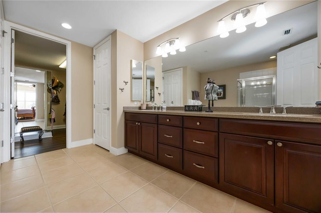 23619 Awabuki Drive, Unit 426 Venice, FL 34293 - Photo 27 of 84