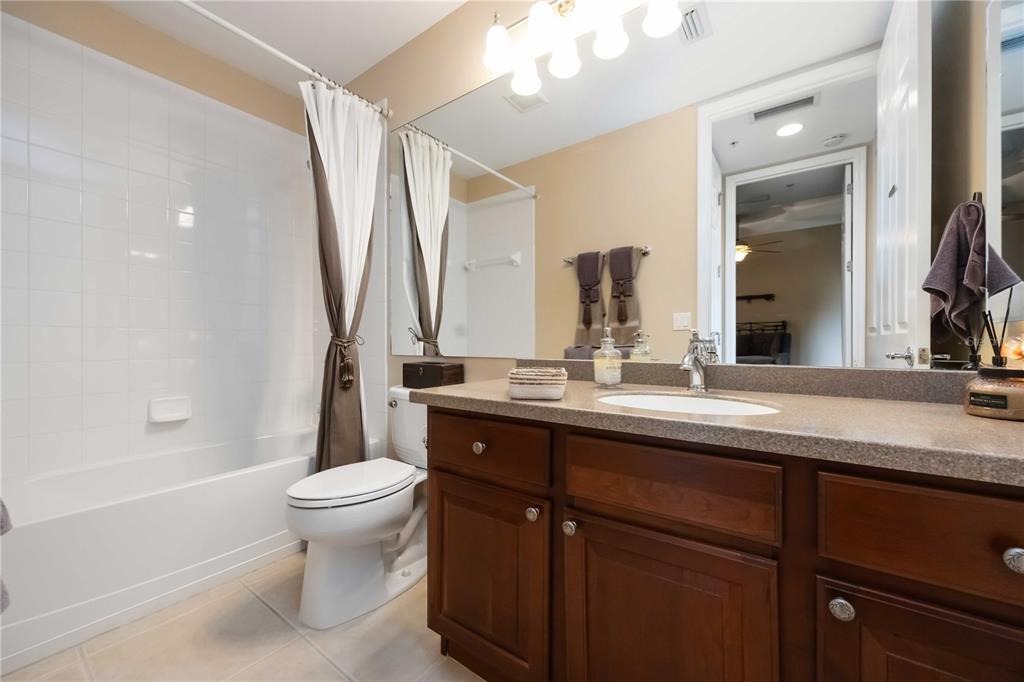 23619 Awabuki Drive, Unit 426 Venice, FL 34293 - Photo 39 of 84