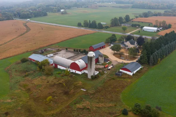 $995,000 | 5036 County Highway, West Bend, WI 53090