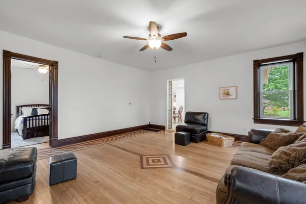 $995,000 | 5036 County Highway, West Bend, WI 53090