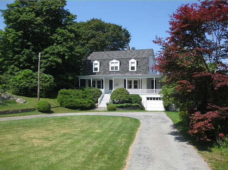 1125 Main Road Tiverton, RI 02878 - Photo 3 of 25 Exterior Front.