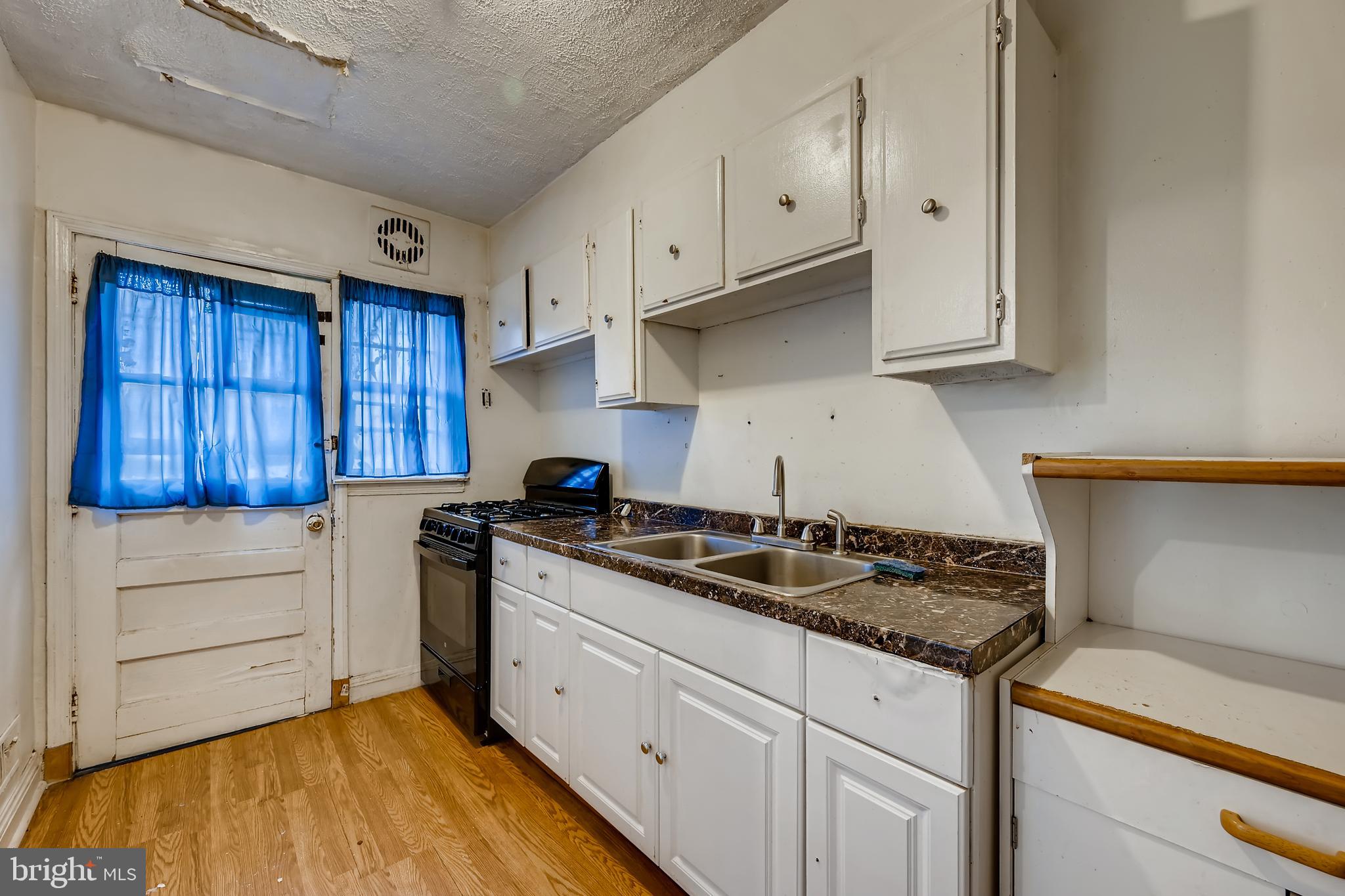 739 Arncliffe Road Essex, MD 21221 - Photo 11 of 25