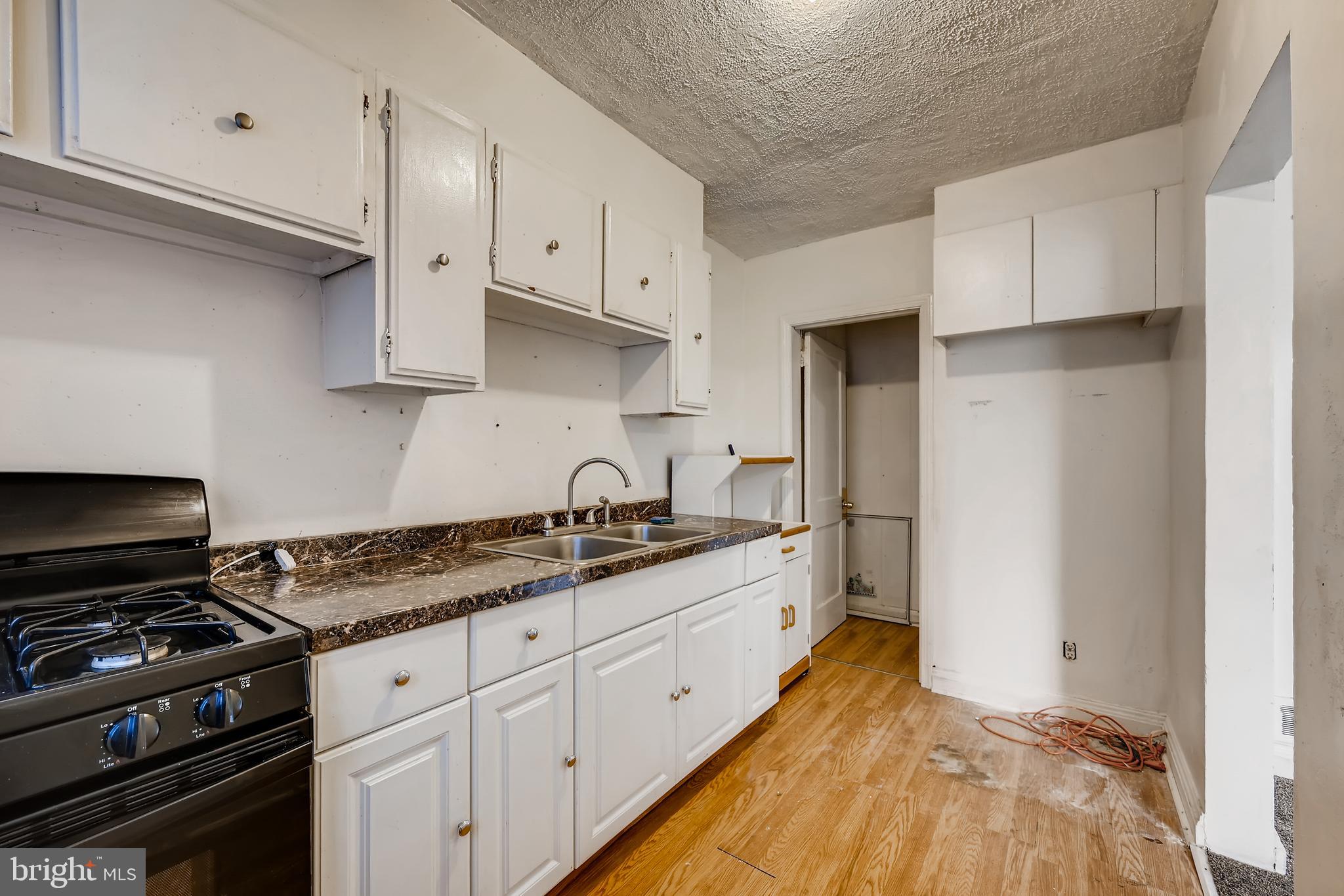 739 Arncliffe Road Essex, MD 21221 - Photo 8 of 25