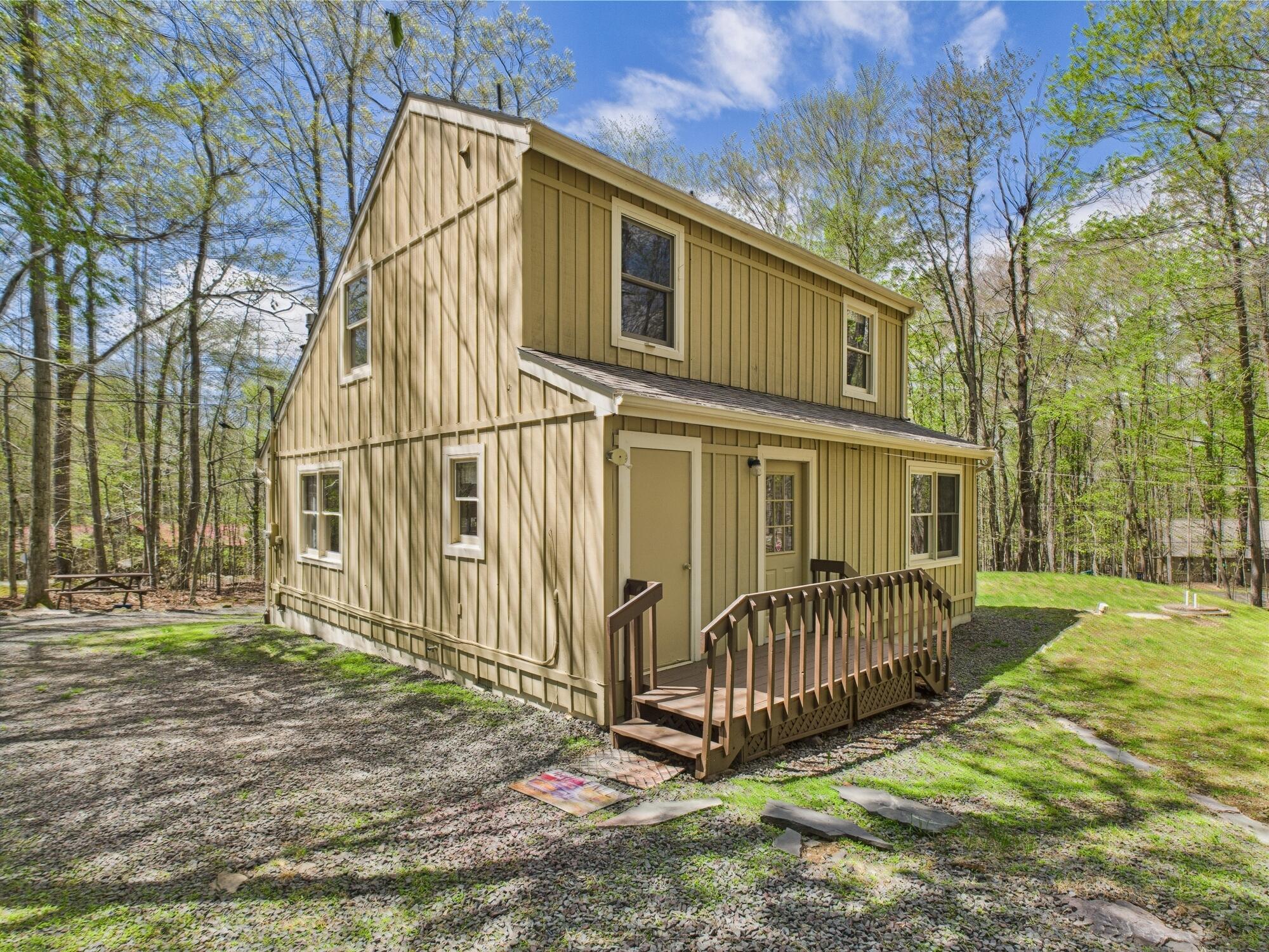 1123 Ranger Trail Pocono Lake, PA 18347 - Photo 3 of 40 1123 Ranger Trail (11)