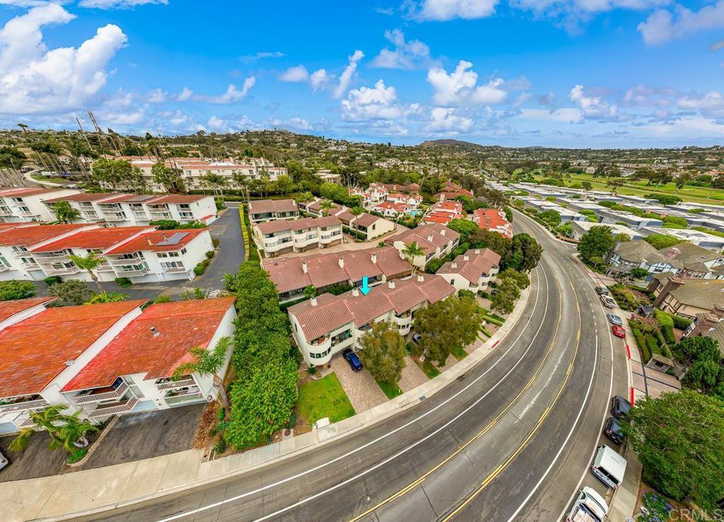 7302 Alicante Road, Unit 3 Carlsbad, CA 92009 - Photo 3 of 47
