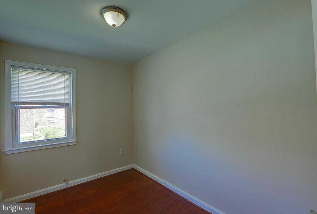 1004 St Dunstans Road Baltimore, MD 21212 - Photo 11 of 18 Bedroom