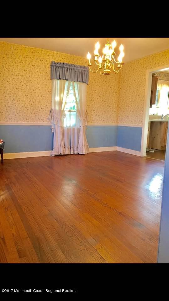 3 Pershing Place Keyport, NJ 07735 - Photo 6 of 19 3 Pershing DR